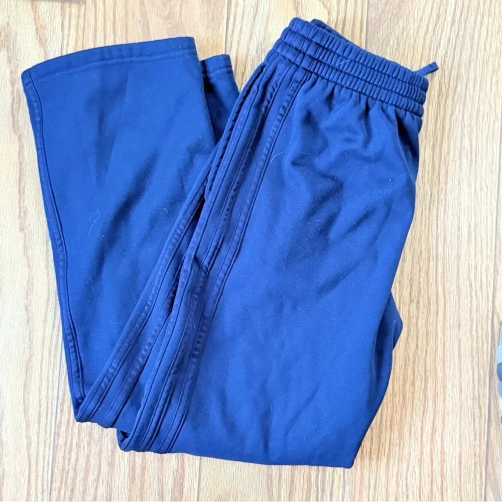 Y2k ADIDAS sweatpants Size M (10/12)